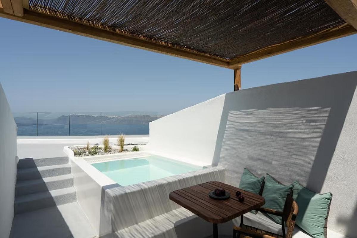 Santorini Trip for 2 - Image 5