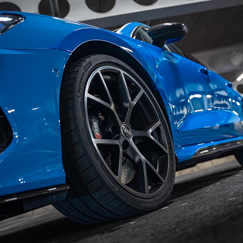 £30,000 TAX FREE CASH OR Audi RS3 Carbon Black Edition - Image 5