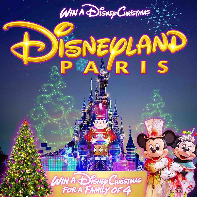 Family Christmas in Disneyland